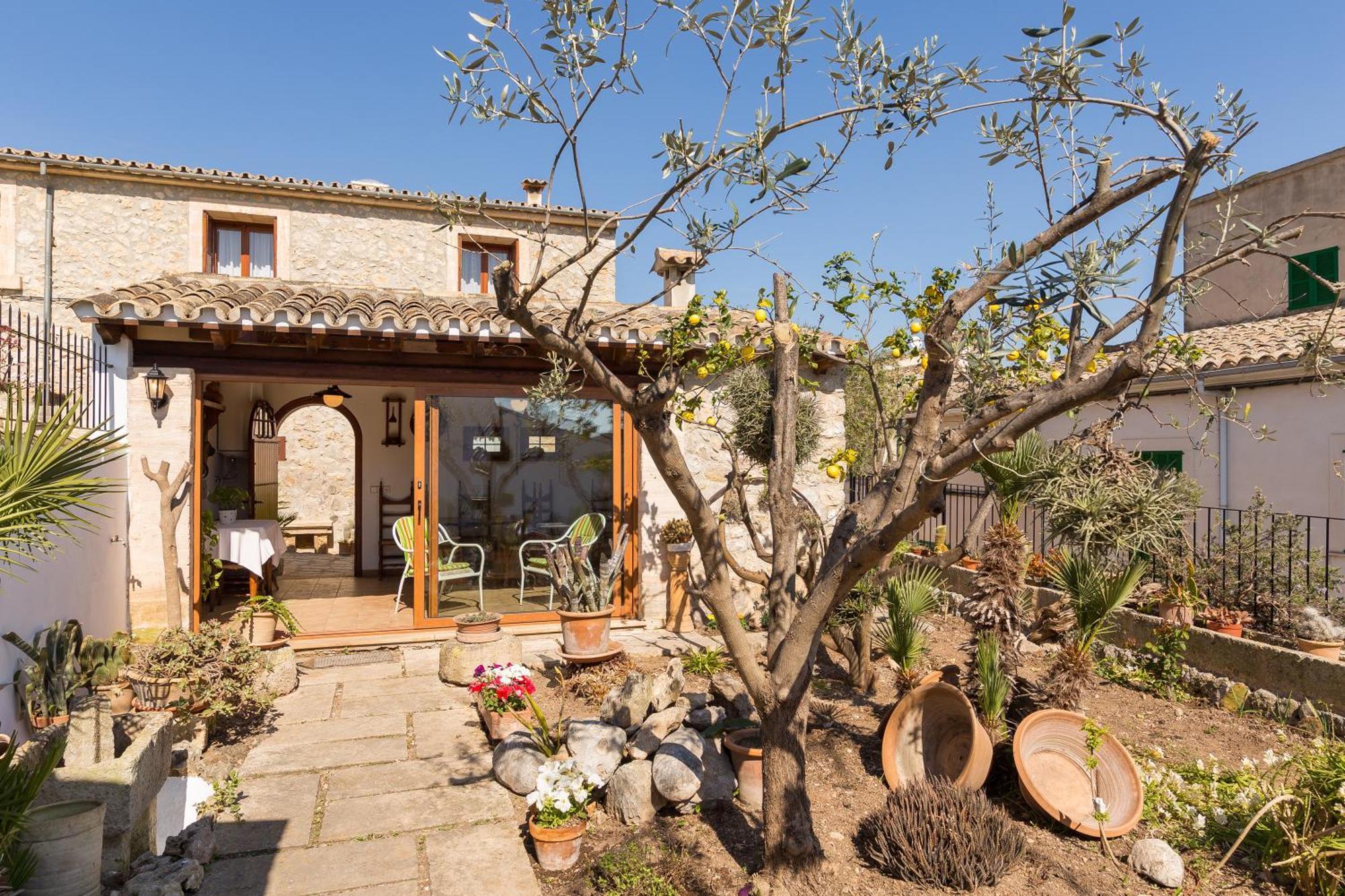 Es Pujols Villa กัมปาเนต ภายนอก รูปภาพ