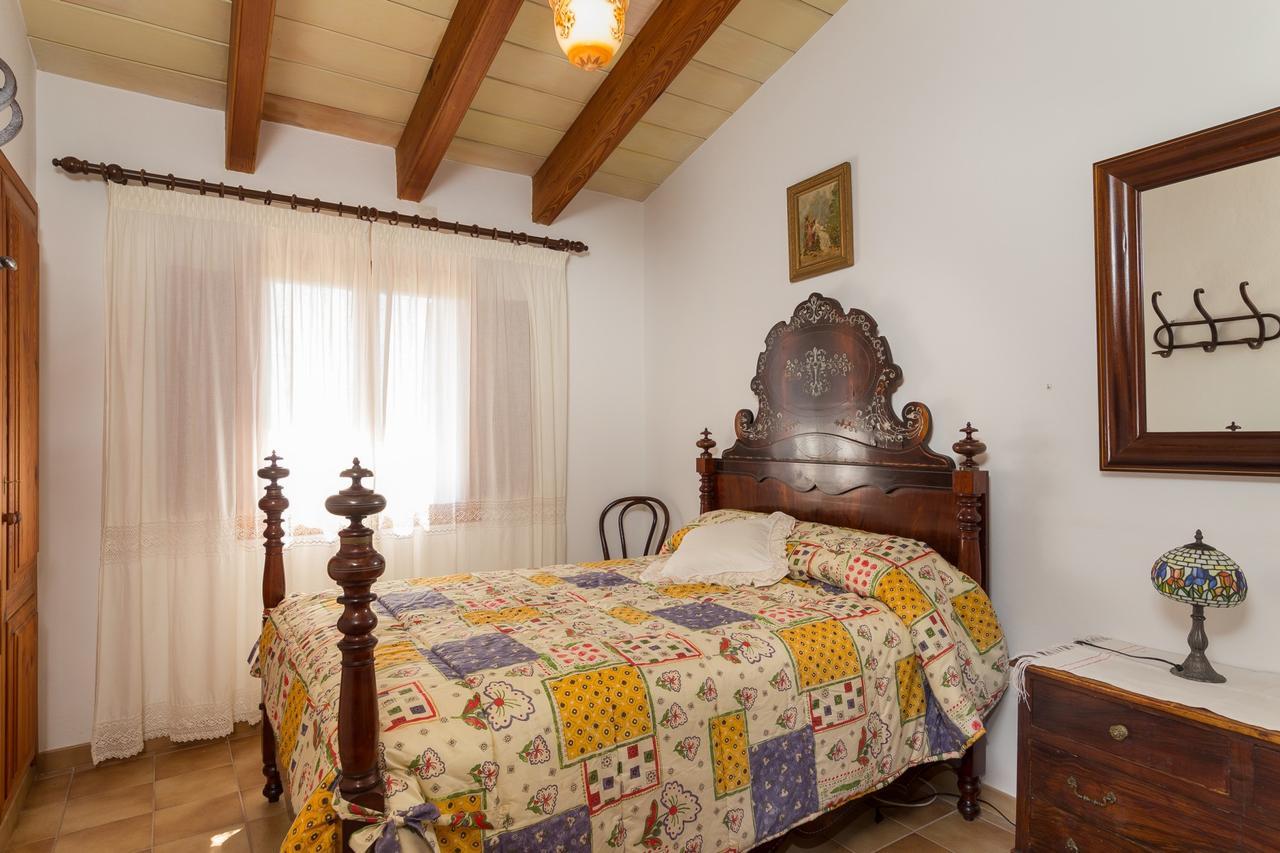 Es Pujols Villa กัมปาเนต ภายนอก รูปภาพ