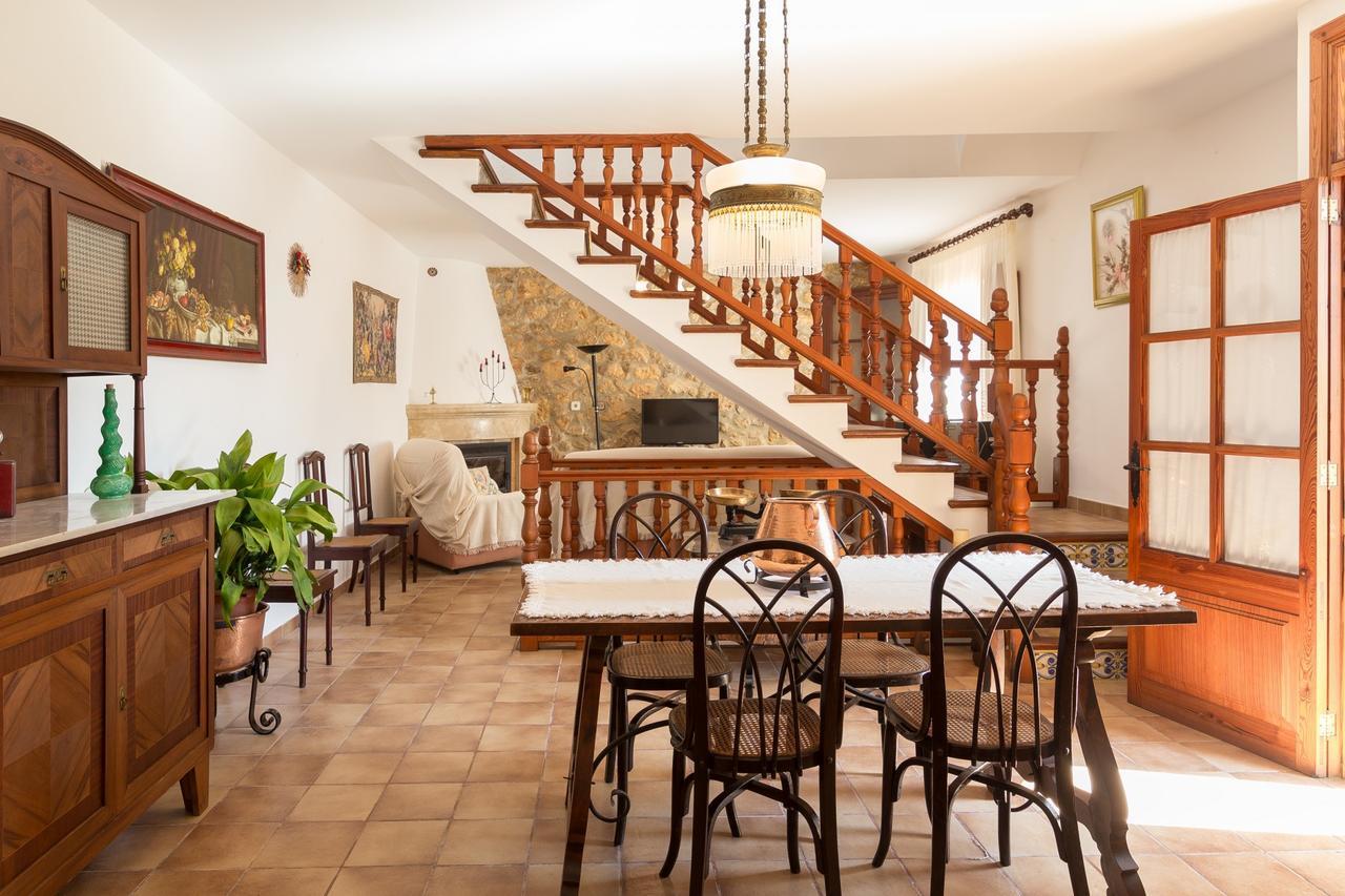 Es Pujols Villa กัมปาเนต ภายนอก รูปภาพ