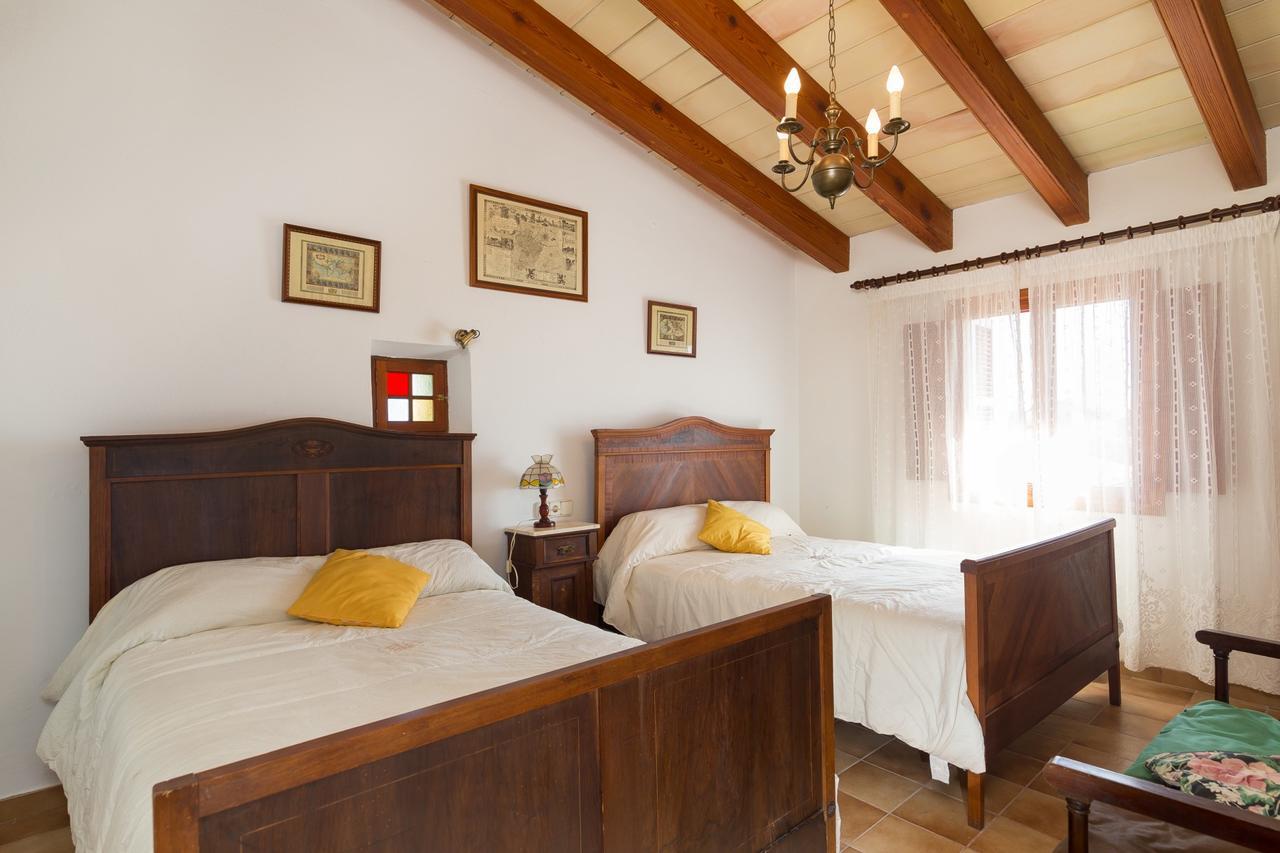 Es Pujols Villa กัมปาเนต ภายนอก รูปภาพ